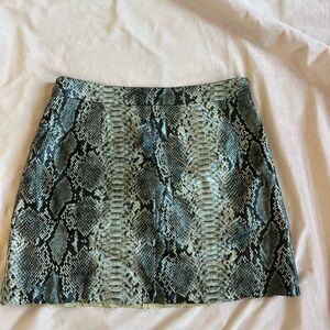 French Connection Snake Print Leather Mid thigh skirt